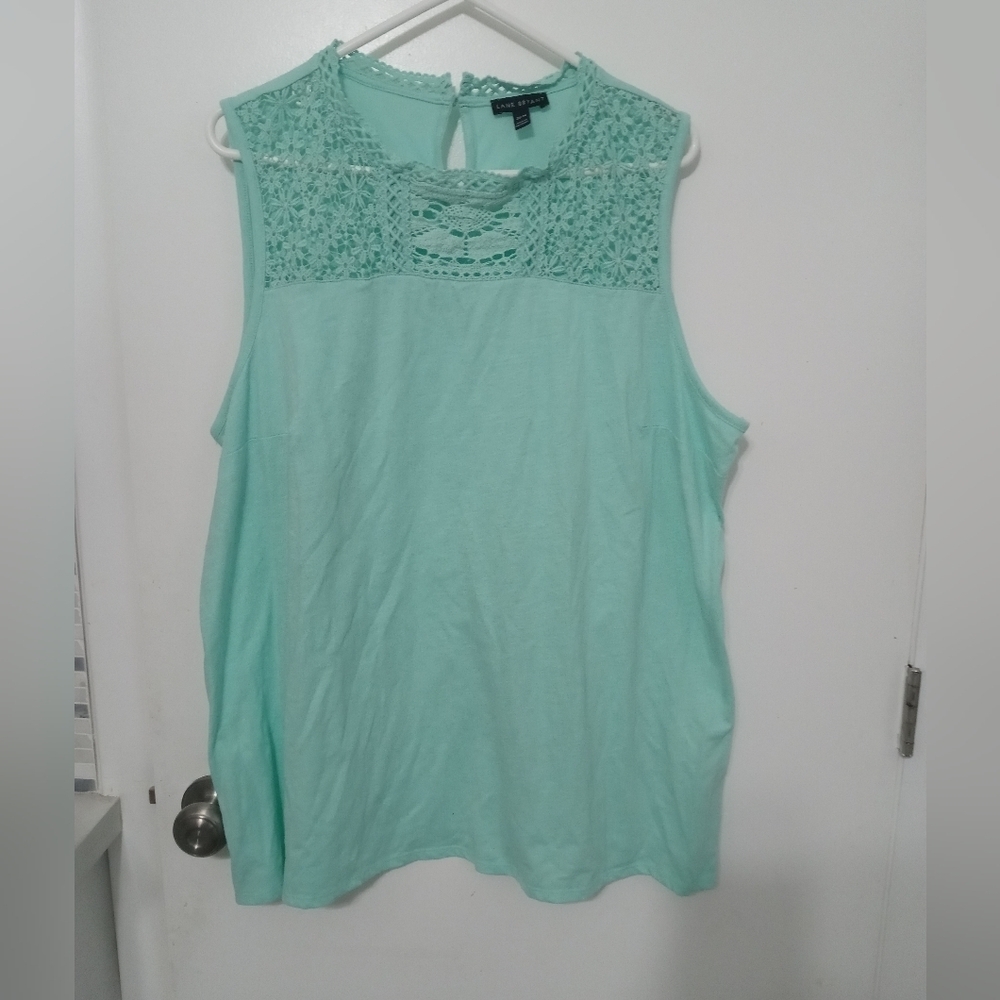 LANE BRYANT SLEEVELESS EMBROIDERED BOHO FLORAL LACE FLARE BOTTOM BLOUSE 22/24